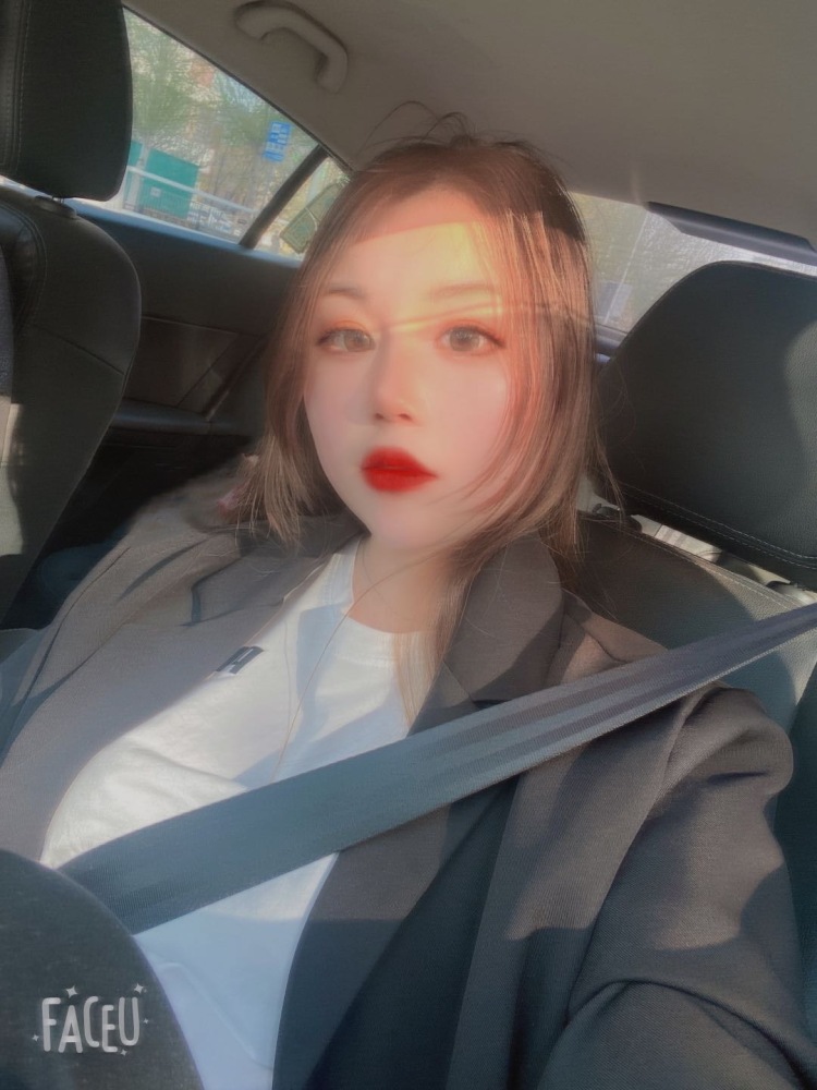 芷涵狠迷人-辽宁省·沈阳市·于洪区--寄拍什么都可以,好沟通,买家秀,探店,什么都可我是素人模特可p图,不拖拉,
年龄:22
身高:163CM
体重:115