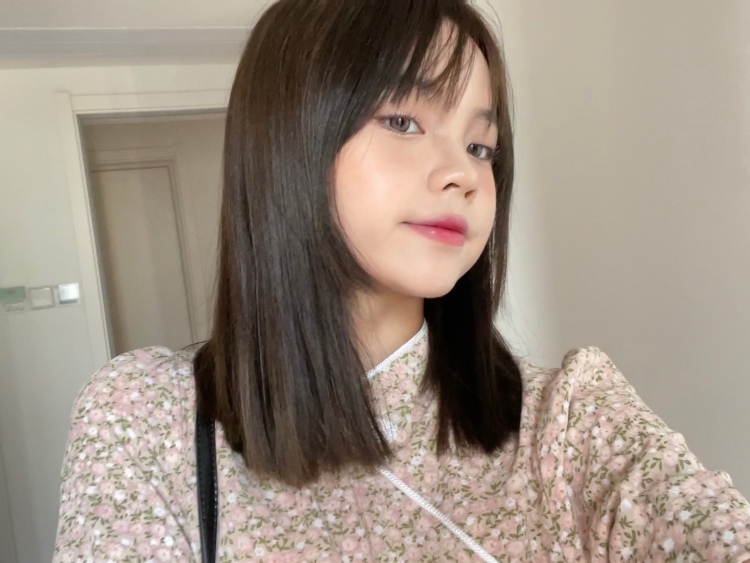 77-四川省·成都市·成华区--对待工作热情认真
能拍照修图
意向:衣服寄拍 美瞳寄拍 手饰项链寄拍 化妆品寄拍
(注:不接拍内衣内裤 暴露的睡衣的单 谢谢理解)
希望能与您合作呀😄