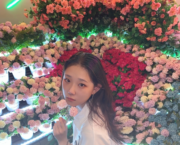 早苗-湖南省·长沙市·芙蓉区-抖音,微博,***,知乎-时间充裕,喜欢四处打卡和拍照,会简单的修图,现在还只是个没有经验的素人,希望能有机会合作🙈