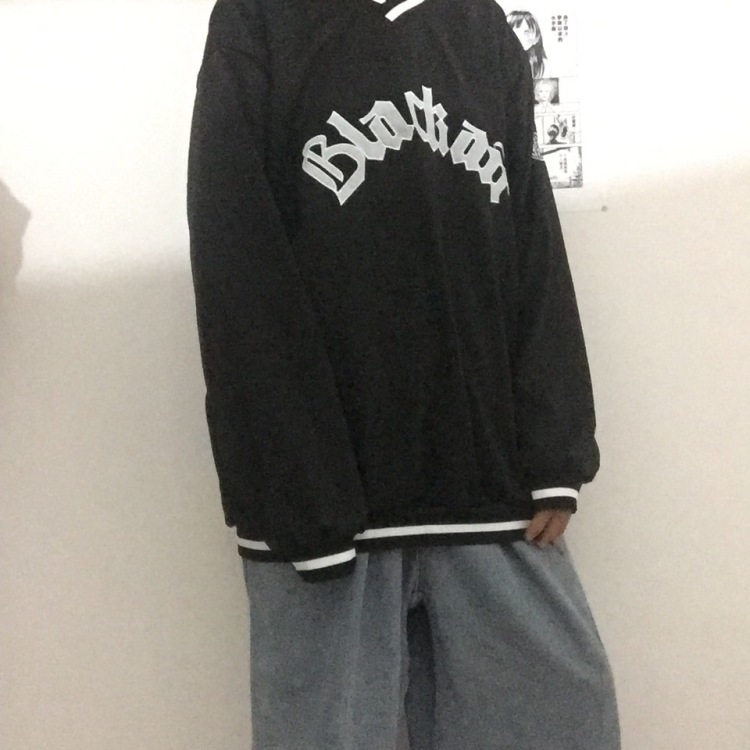 苏觅.-广西壮族自治区·贺州市·富川瑶族自治县-抖音,快手-高中生,身高159,体重74,喜欢拍照会拍照,买家秀,卖家秀,网购软件被评行家,衣品好,很会穿搭,