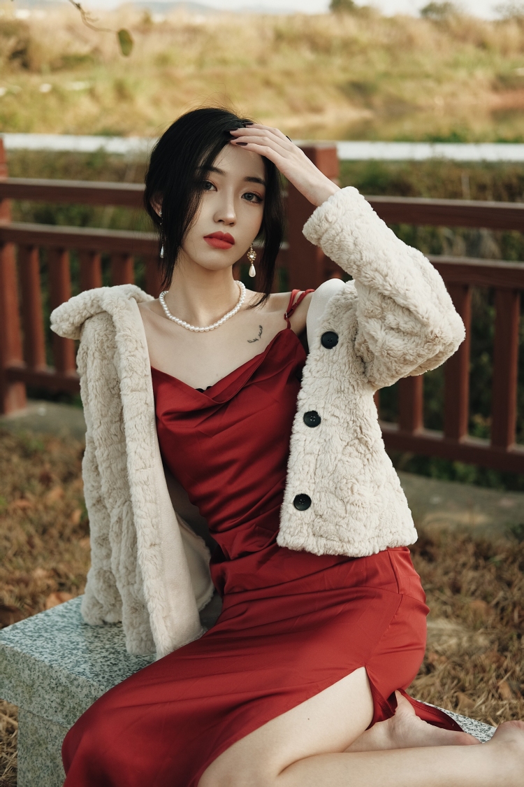 浪漫杀手-广东省·广州市·天河区-抖音 *** 微博-身高172 体重48
7年拍图经验 可接工作室商拍 淘宝寄拍
美瞳 彩妆 服装 饰品 探店等合作
有自己的摄影师 费用可以协商
抖音微博***合作
寄拍出图快 风格多 事少不墨迹 广州同城