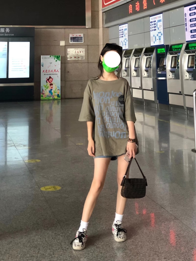 安安-宁夏回族自治区·银川市·金凤区-***-我比较想接开箱或者寄拍送拍之类
费用都可以再协商 
还是一个新人博主 大家多多关照