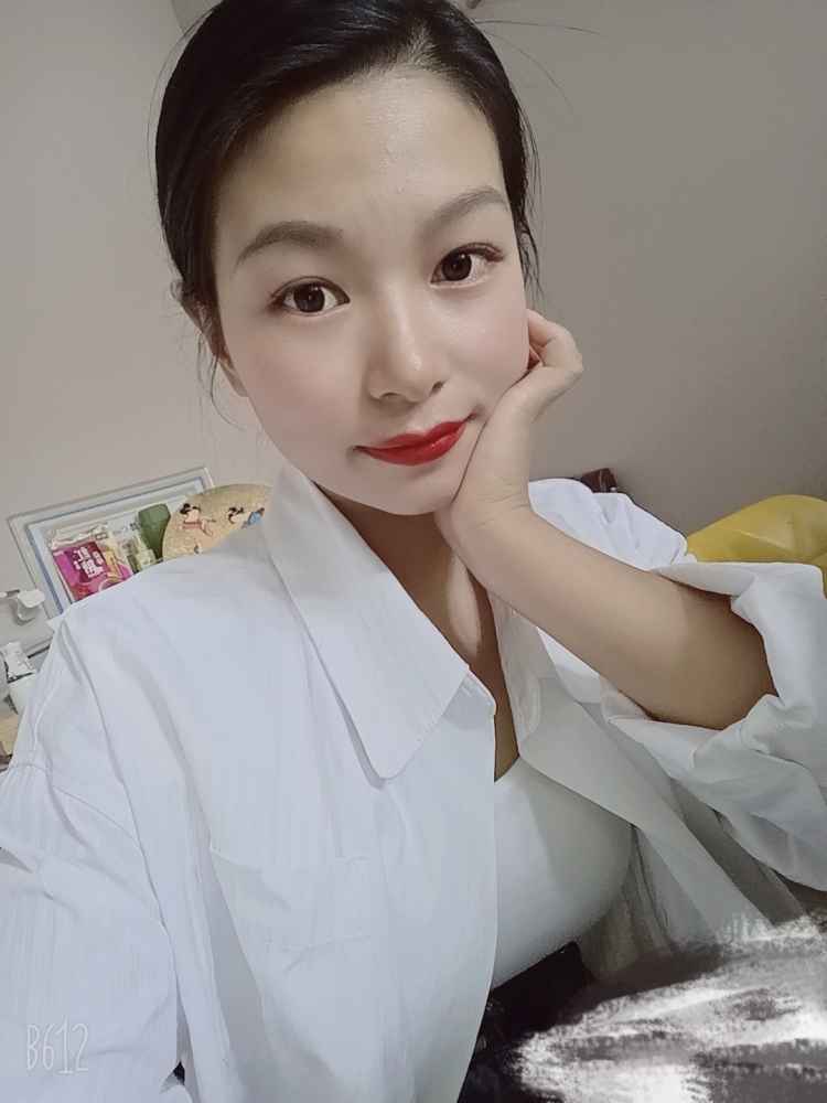 夨坕.-河南省·郑州市·管城回族区--才艺：唱歌（业余的）
***，快手，122
接单：衣服鞋子化妆品都可以
身高：157  体重：94