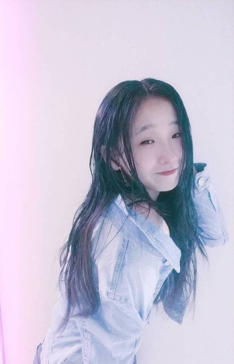 Starry.-山西省·大同市·云冈区-抖音,微博,快手,***-接单,做寄拍 买家秀,有经验
会修图 出图快
价格可以商量