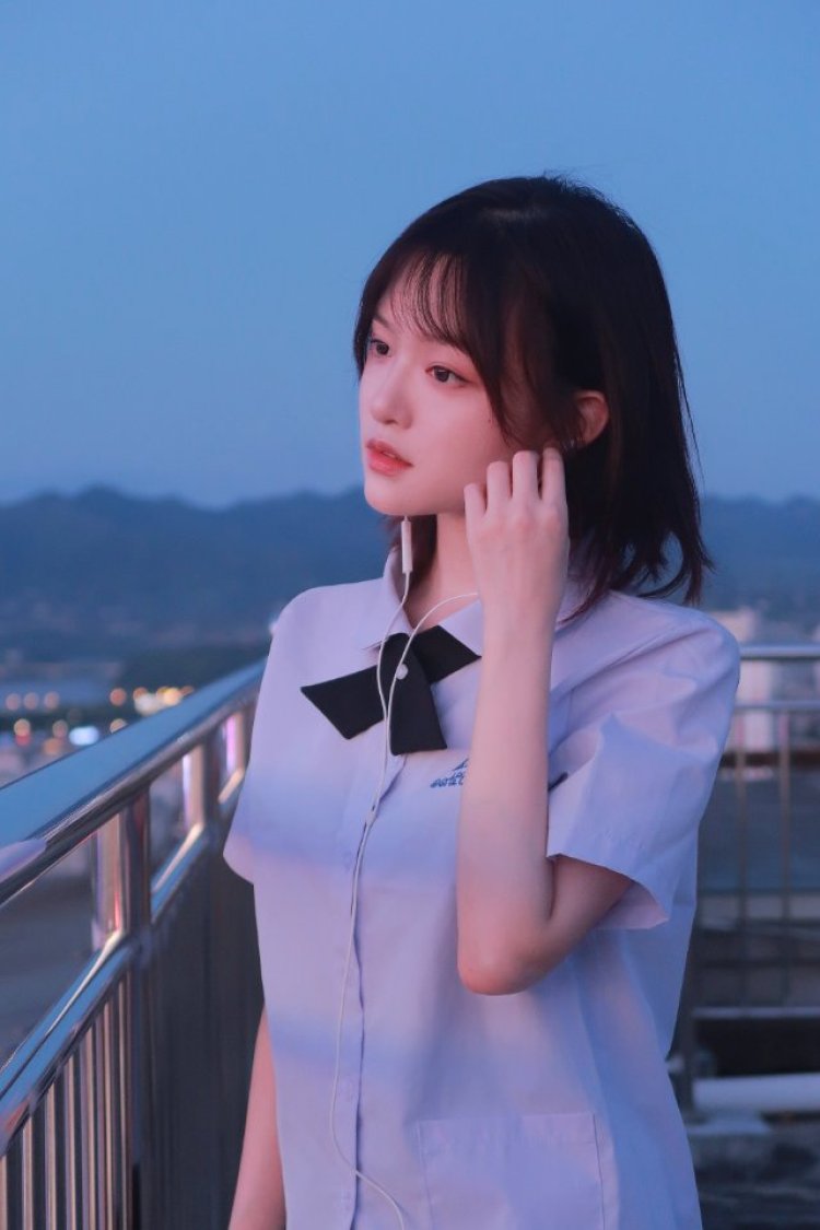 Boiabm-湖北省·武汉市·江夏区--在校大学生,素人,喜欢“冲浪”,可尝试不同风格,接受能力快,可接买家秀 、寄拍、测评推广、开箱测评、免费试用、探店