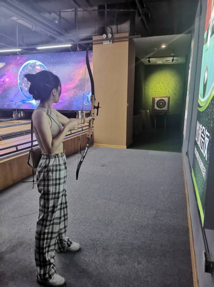 肥小肥-辽宁省·沈阳市·沈河区-***-身高168
体重53
年龄20
喜欢穿搭时尚,态度认真照片风格多样
照片品质高
接寄拍