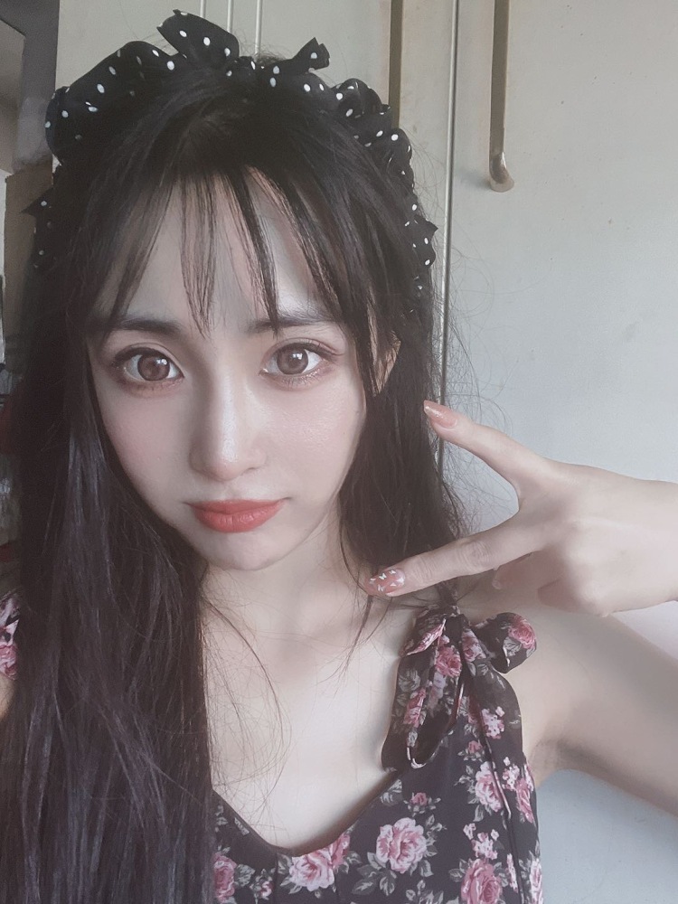 苏牙牙-辽宁省·营口市·鲅鱼圈区--可接买家秀，平面模特兼职，推广，带货，开箱测评，vlog拍摄，身高170，体重52kg，三围 86 60 88