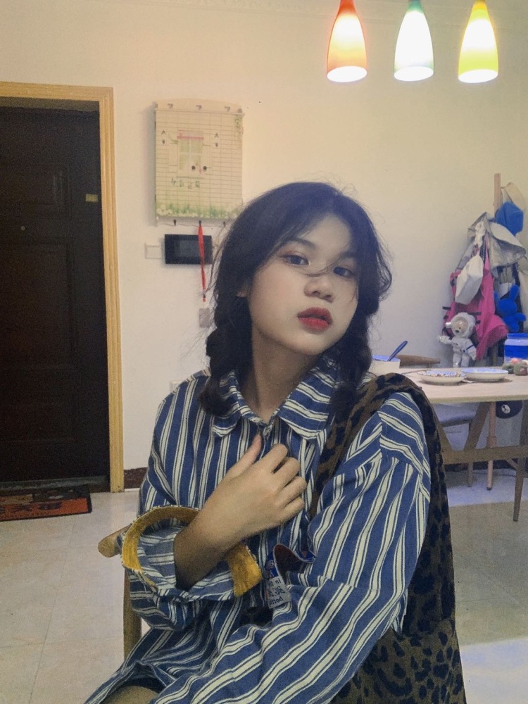 能跑掉吗-广西壮族自治区·南宁市·西乡塘区--寄拍  衣服裙子包包饰品。户内户外都行。非诚勿扰。有时间拍。身高165。体重52kg
