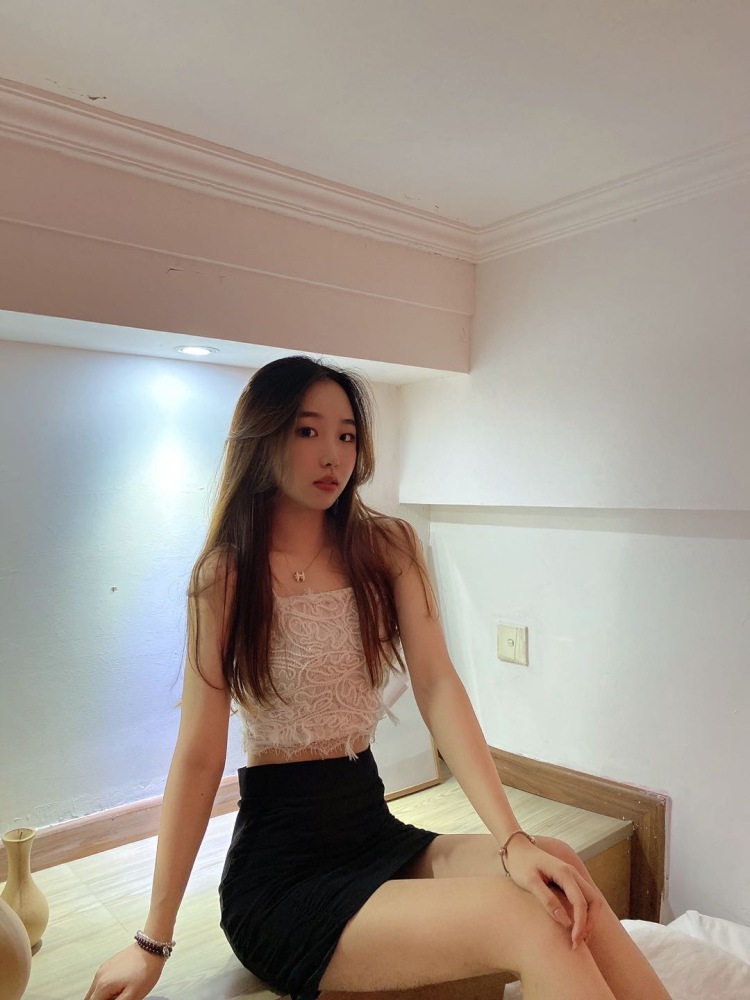 Jakayla-广东省·深圳市·福田区-微博 ***-接寄拍~买家秀 探店打卡 开箱视频测评
会拍照p图 效率高 平时喜欢探店 会护肤化妆