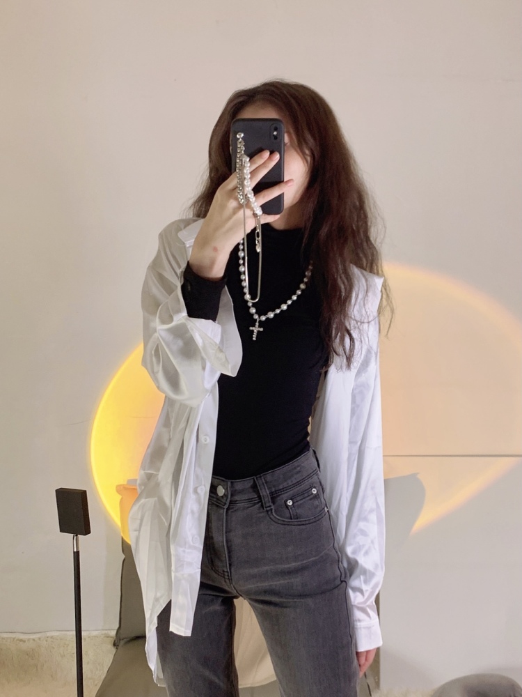 🍑玖-甘肃省·兰州市·西固区-抖音快手***B站-接服饰、饰品、美妆、美瞳寄拍
风格多变,返图快,修图技术一绝
好沟通,时间充裕,稳定,可长期合作
