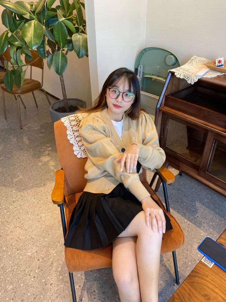晕晕-浙江省·杭州市·萧山区-***-买家秀可以找我哦各种风格!经验丰富!可以附带发***和得物!