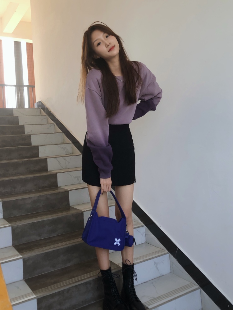 酸刘刘-广东省·佛山市·南海区-***-可接(衣服,包包,鞋子,服饰)***,买家秀
送拍➕稿费and寄拍
身高173体重48㎏
风格多变 会美化图片
