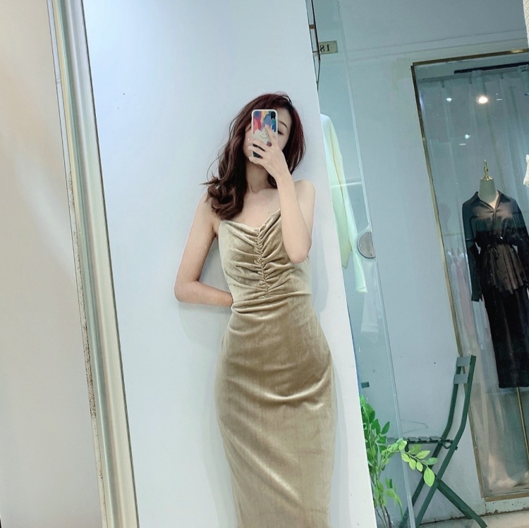 那我等等你-湖北省·宜昌市·西陵区-抖音，***-有实体服装店拍版、服装搭配工作经验，热爱拍照，照片质量有保证，p图熟练