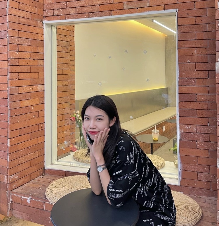 Ü-广东省·广州市·荔湾区--随缘接寄拍，风格多变，复古、日系、欧美、韩风都可以，欢迎商家