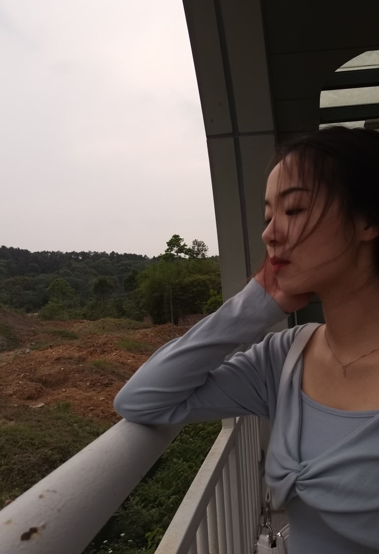 ™HeT-四川省·绵阳市·涪城区-抖音-喜欢拍照,性格开朗,爱笑有会摄影的朋友,做平面模特兼职,可接买家秀,寄拍等!