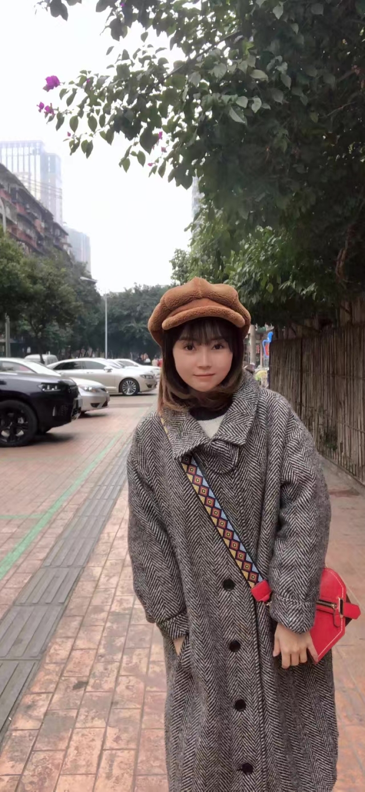 娜可露露。-四川省·成都市·双流区-抖音,头条,快手-本人擅长自拍,可拍服装饰品等买家秀,照片真实好看,有需要合作的希望老板们请滴滴我,一定让你们满意