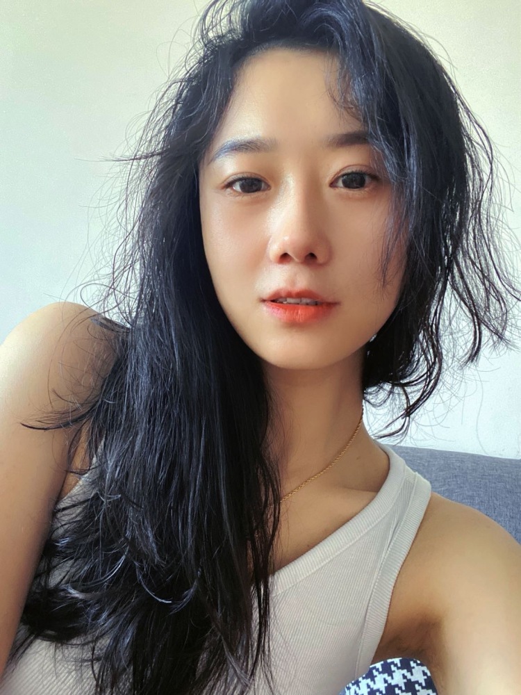 阿怪-江西省·南昌市·青山湖区-抖音，***微博-接服装，帽子，收拾，鞋子等，寄拍，会拍照，会p图，有质量，可以长期合作。其他的品类也可以！
身份：寄拍，送拍
年龄：30
身高：170CM
体重：115KG
#素人# #网红# #达人# #通告