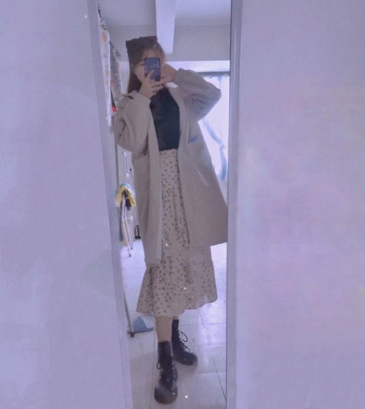 Attention-福建省·福州市·闽侯县--接寄拍，美瞳，服装，美甲，化妆品等都可以。 不脱图，快速出图