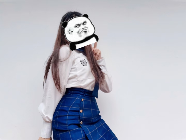 Attention-福建省·福州市·闽侯县--接寄拍，美瞳，服装，美甲，化妆品等都可以。 不脱图，快速出图