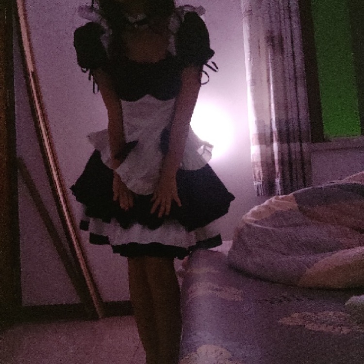 東京.-河北省·唐山市·曹妃甸区-快手-服装 美妆 年龄15岁 身高162 体重91 梨型身材 是个纯欲小崽 个人喜欢jk甜美小裙裙～
第一次接单 可以康康俺o～