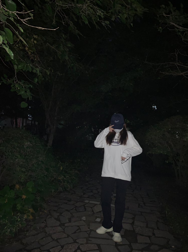 人间皮卡丘(减肥版)-黑龙江省·哈尔滨市·南岗区-快手 抖音 微博 -可接寄拍 买家秀 出图快 衣服鞋子包包裤子首饰帽子都可以 可p图