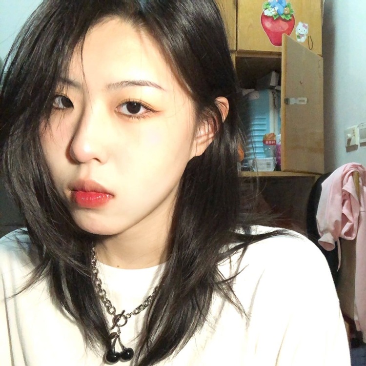 W-江苏省·连云港市·海州区-快手 抖音 ***-衣服 彩妆等都可以
照片或者视频都可以
身高 171
体重 57