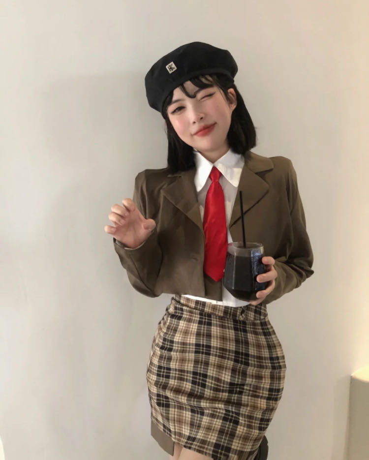 sara-江苏省·淮安市·淮安区--之前给淘宝店的那个模特 接受服装包包鞋子帽子寄拍 希望诚信合作 价格可谈