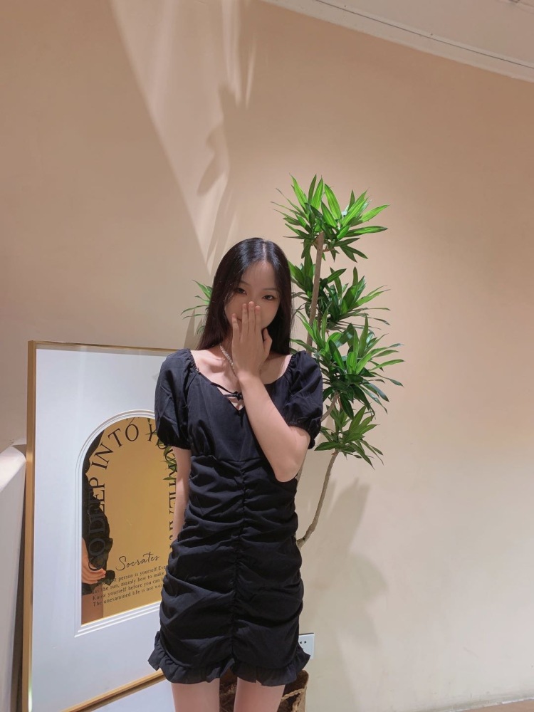 泡菜-广东省·云浮市·云城区-微博 ***-pdd 淘宝买家秀寄拍,饰品服装都可以。第一次做寄拍,但是有拍照和修图经验。身高157cm,体重是76斤。
