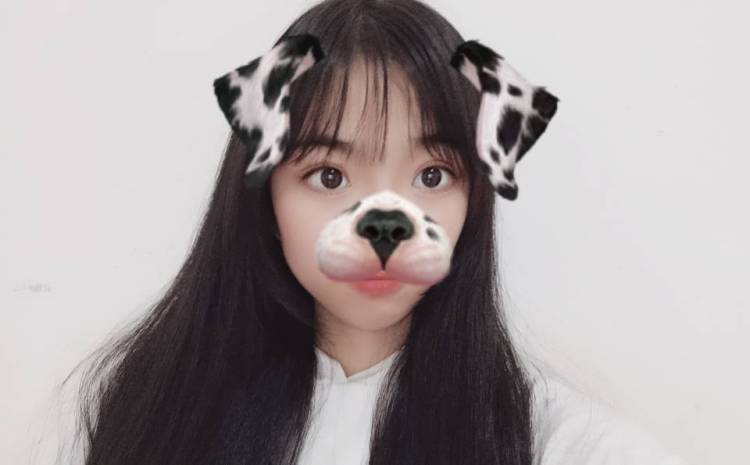 爛結局-湖南省·邵阳市·邵阳县-快手-没什么特长但拍照还行，接(服装，饰品，鞋子)本人不太适合辣妹内的服装，寄拍