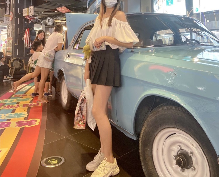 。-广东省·广州市·白云区--买家秀,喜欢逛街拍拍照片,平面模特兼职,接单范围裙子,吊带包包,鞋子
