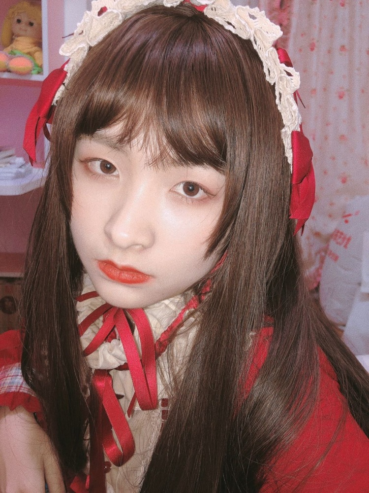 木木由由-四川省·成都市·温江区--163cm 53kg
可接寄拍 假发 饰品 衣服都可
才艺:葫芦丝十级