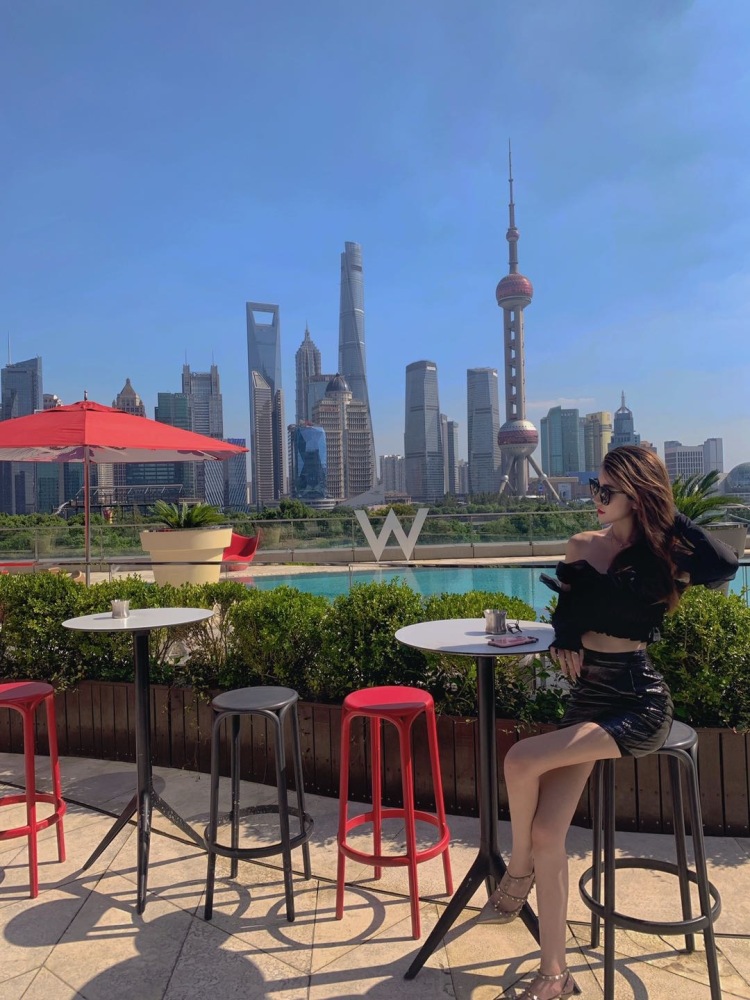 Cic-上海市·上海市·长宁区-抖音 微博 ***-接单范围:服饰 美妆 护肤 礼服
接单形式:寄拍 探店打卡 开箱种草 ***测评笔记 推广笔记 短视频分享