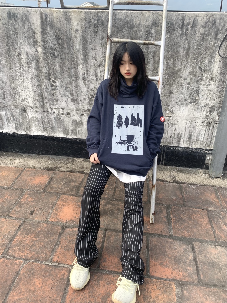 久菜何子-福建省·厦门市·湖里区-抖音***微博-身高165体重98的单眼皮妹妹,会化妆会拍照会p图会剪辑视频,对彩妆穿搭探店都很感兴趣哦,接过买家秀主页图和彩妆测评啦日常volg也是兴趣爱好!