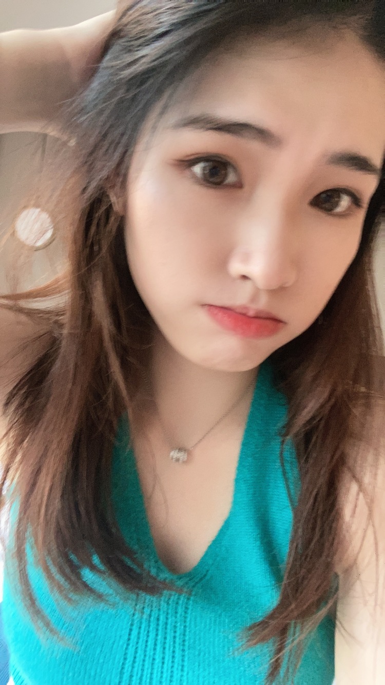 谷栗ʚ🧸ྀིɞ-浙江省·绍兴市·诸暨市--意向:线上寄拍,买家秀,线下探店都🉑️
期望品类:饰品,服装,美妆,日用,美瞳都可以
活跃平台:***,微博,抖音
擅长:擅长p图,写文案,剪辑视频,有天猫运营经验,懂得抓卖点。
性格:出片快,不拖