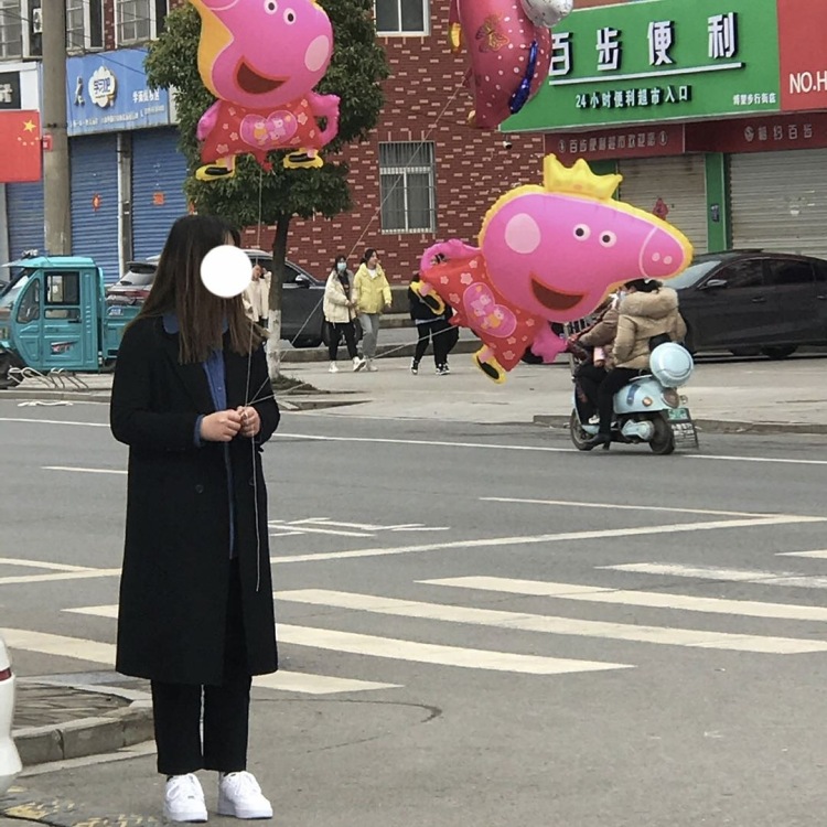 ㅤ张鱼鸽-安徽省·马鞍山市·博望区-抖音 微博 快手 *** -按需求调整 模特寄拍 开箱测评种草 买家秀 短视频vlog 拍照技术还不错 能p一手好图。