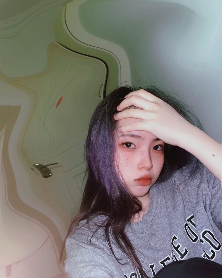 01K-浙江省·宁波市·海曙区--拍照啥的就还可以吧，审美在线，不会拖单，准时有效率。照片都是本人