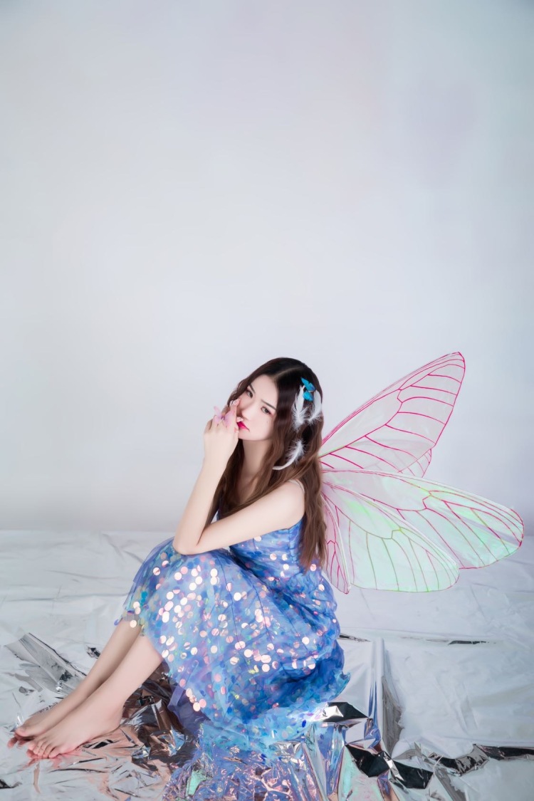 悠妹儿-河北省·邯郸市·魏县-抖音 微博 快手 ***-艺术生 各种风格都可以 会p图出图快  接单范围：买家秀 淘宝逛逛均可