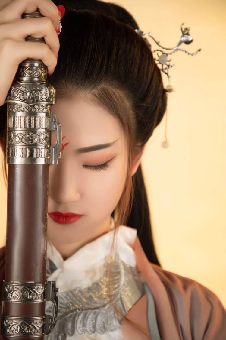 悠妹儿-河北省·邯郸市·魏县-抖音 微博 快手 ***-艺术生 各种风格都可以 会p图出图快  接单范围：买家秀 淘宝逛逛均可