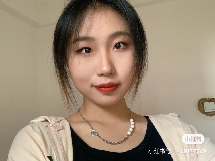 🍓&🚬-陕西省·西安市·莲湖区--是一名在校大学生兼职模特，做了有一段时间啦，身高168，体重110，会ps，可以无偿发***，照片视频都可哦！！！