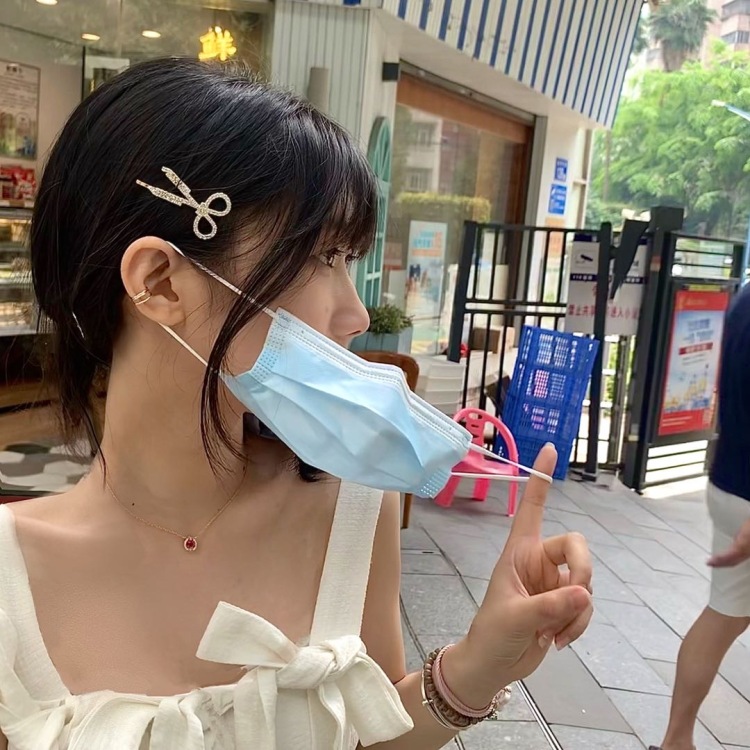 可爱停停-广东省·潮州市·潮安区-抖音、快手、***-身高/体重:162/87
有玩快手抖音 粉丝约4k
可以接受寄拍模特 探店打卡等