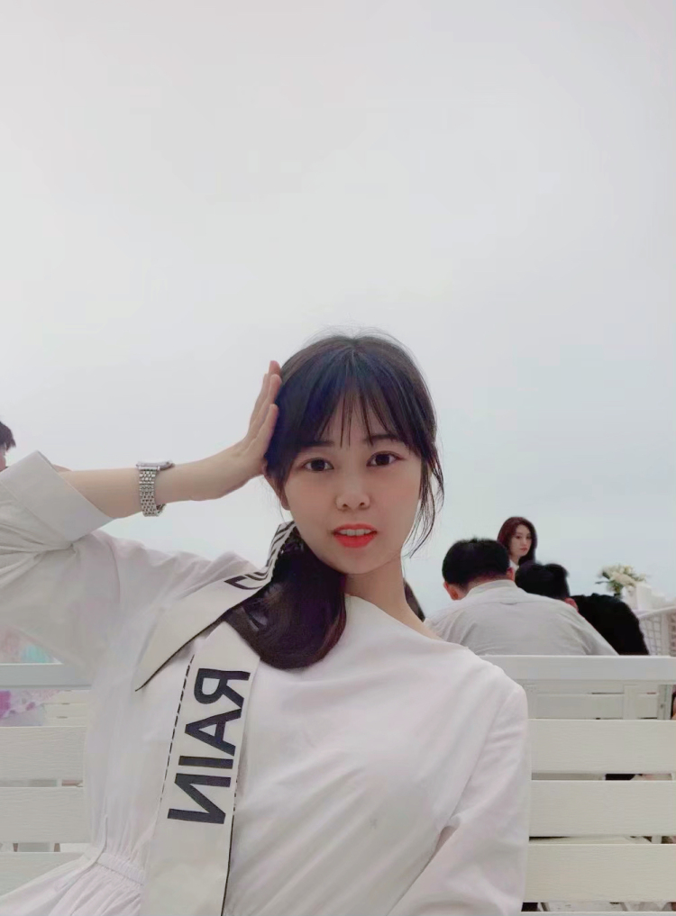 阿白-福建省·泉州市·安溪县-抖音|微博|***-接服装,家居,美妆,饰品,种草买家秀。🈶️微单88会员,风格甜美,快来合作