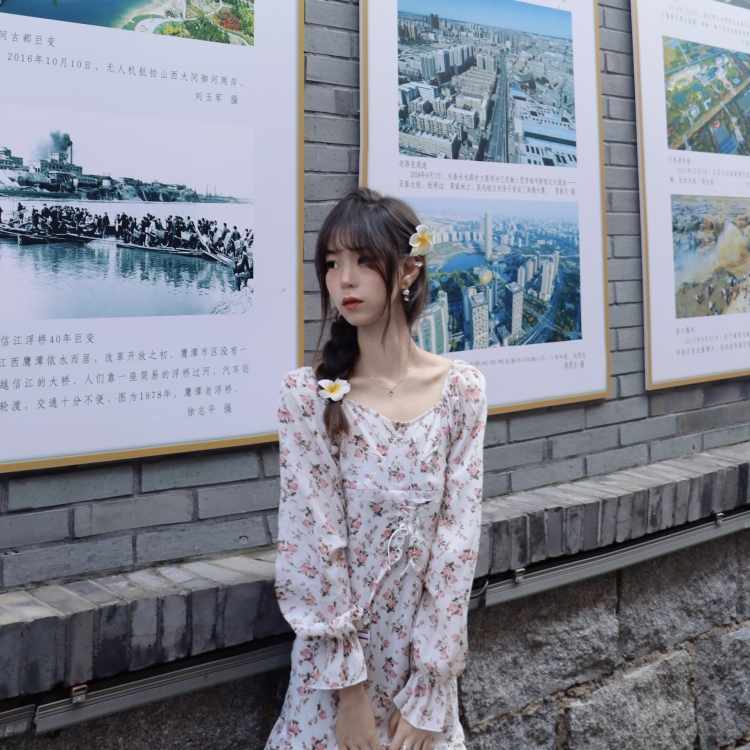 去海边买束花^-山东省·日照市·东港区--168 45kg 接服饰 包括衣服、鞋子、包包、化妆品和一些家居用品 自带相机图片会p
喜欢拍照 很喜欢打卡很多网红店