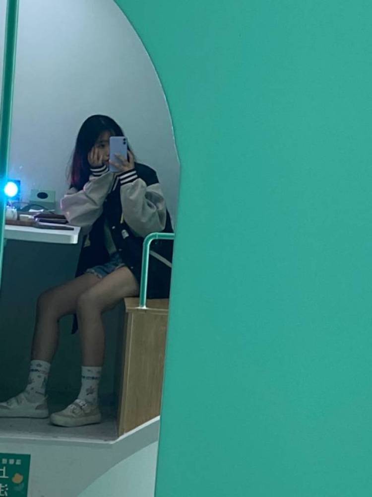 小杨没烦恼.-湖南省·常德市·武陵区-快手 抖音 ***-我的特长是唱歌 舞蹈 画画,可以接寄拍或者送拍,会p图,出图快,费用可协商,有意愿可长期合作~