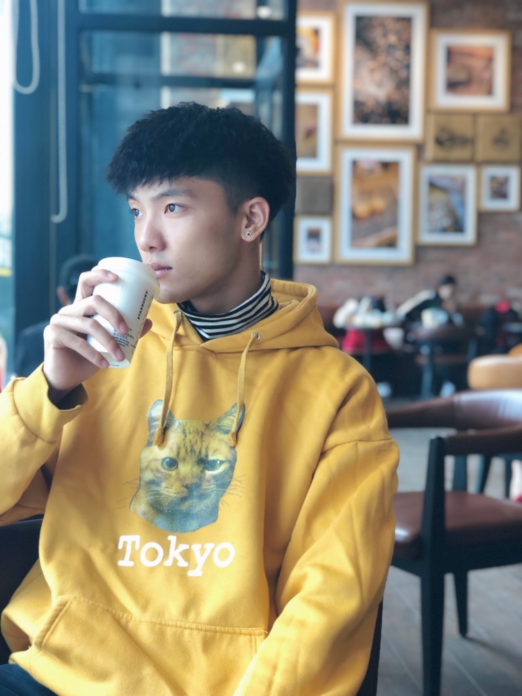 张较瘦😎-山东省·济南市·历城区-抖音-我是拉丁舞舞者
可接受寄拍,淘宝买家秀,衣服,鞋子等
身高182,体重125