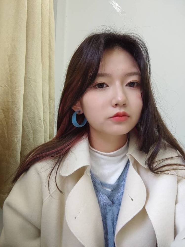 挂面之妻-江苏省·南京市·栖霞区--160cm,47kg,喜欢kpop,街舞,拍照,可以接寄拍,送拍,商演