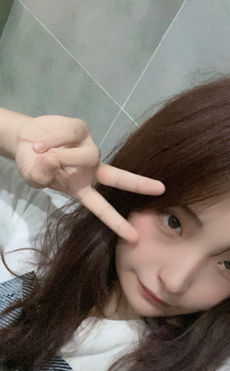 目目-河南省·驻马店市·汝南县--平时喜欢拍照,会p图,喜欢彩妆系列
真心希望合作
本人是学生。