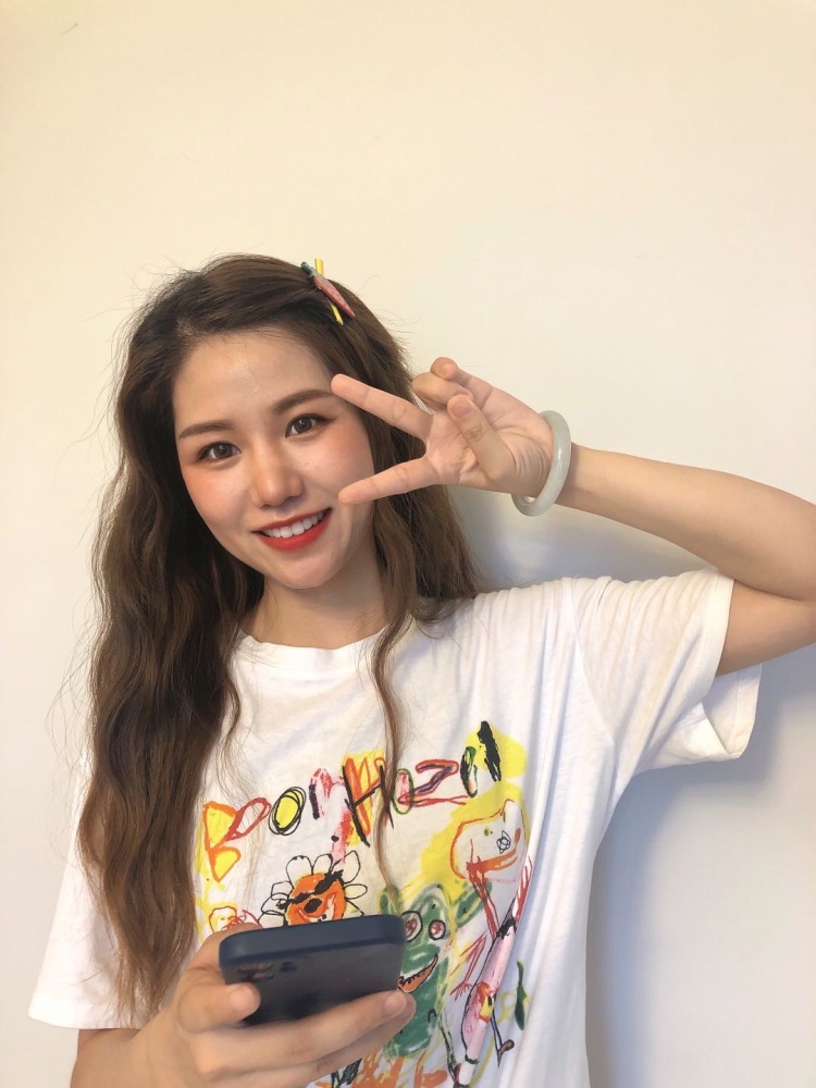 曲奇饼干🍪-湖南省·长沙市·雨花区-微博 ***-接寄拍 美瞳服饰饰品
163 47公斤
有拍过淘宝服饰经验
会p图擅长搭配