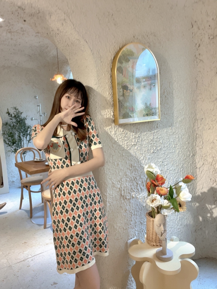 💜解忧小奶盖-山东省·淄博市·张店区-抖音 微博 ***-买家秀!接网拍寄拍,多种风格均可。韩系 ins风 简约休闲风 气质女神风。喜欢拍照的快乐~努力就有收获!