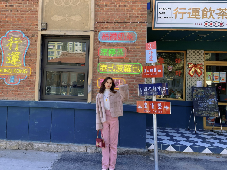 💜解忧小奶盖-山东省·淄博市·张店区-抖音 微博 ***-买家秀!接网拍寄拍,多种风格均可。韩系 ins风 简约休闲风 气质女神风。喜欢拍照的快乐~努力就有收获!