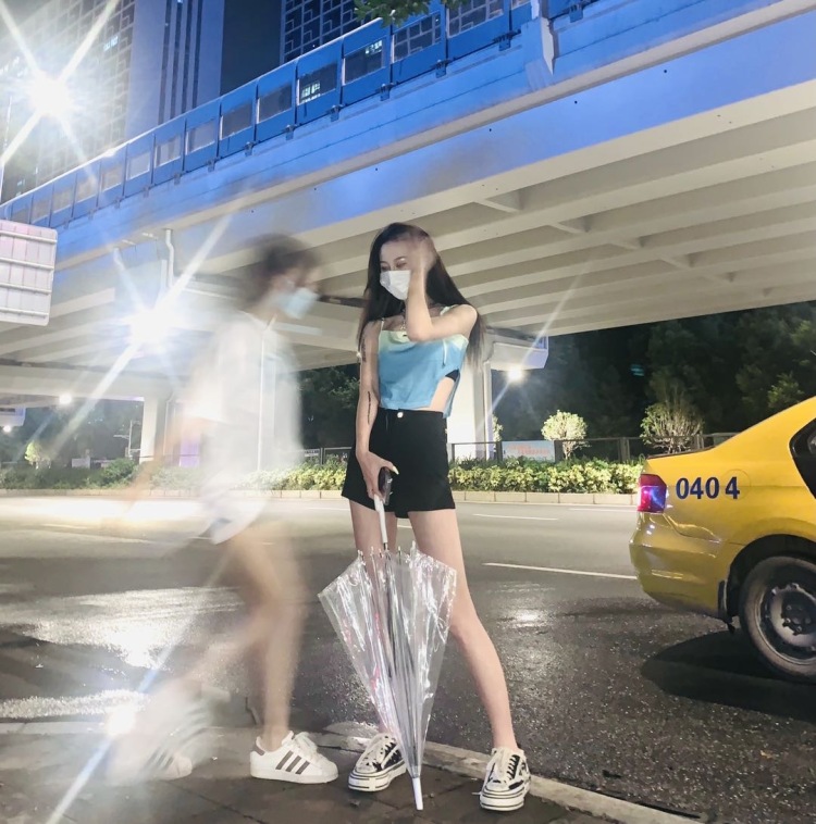 可怜鬼-江西省·赣州市·章贡区-抖音 *** 快手-接寄拍买家秀 ,身高161 ,体重84 ,风格多变 。快点来找我吧!!!